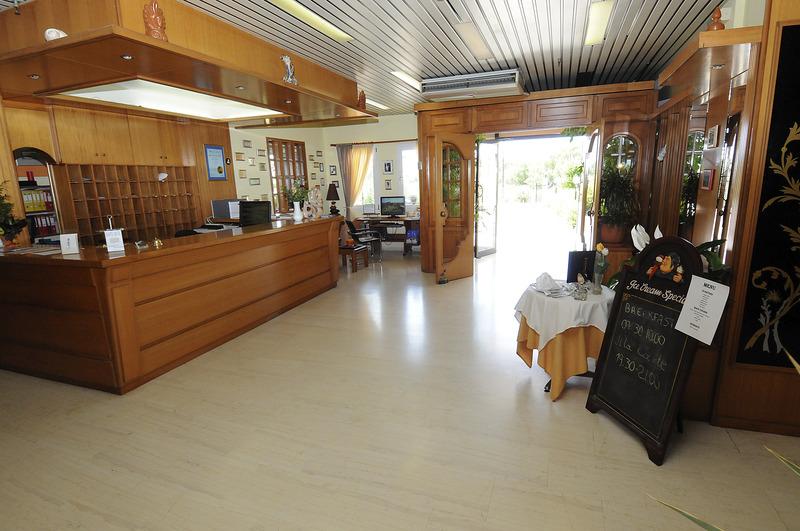 Hotel Kalloni Bay 3*